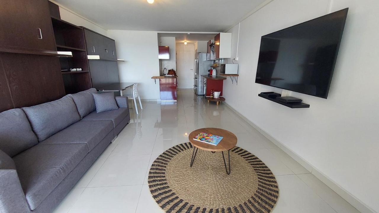 Appartement Pieds Dans L'Eau Vue Mer Acces Plage Et Piscine Marigot  Exteriör bild